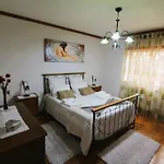 O Cantinho Da Rosa Holiday home *