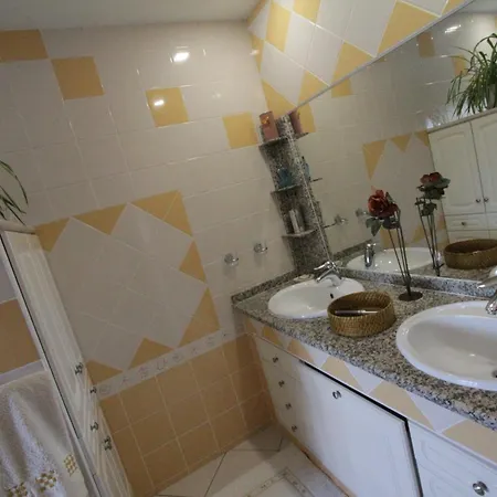 O Cantinho Da Rosa Holiday home *