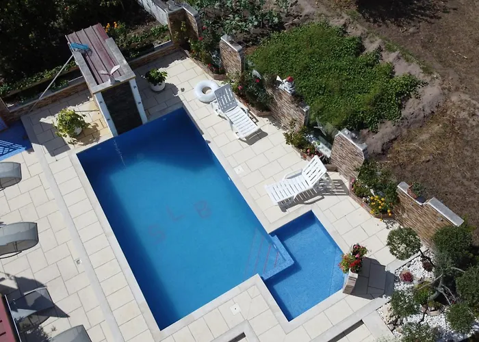 O Cantinho Da Rosa Holiday home *